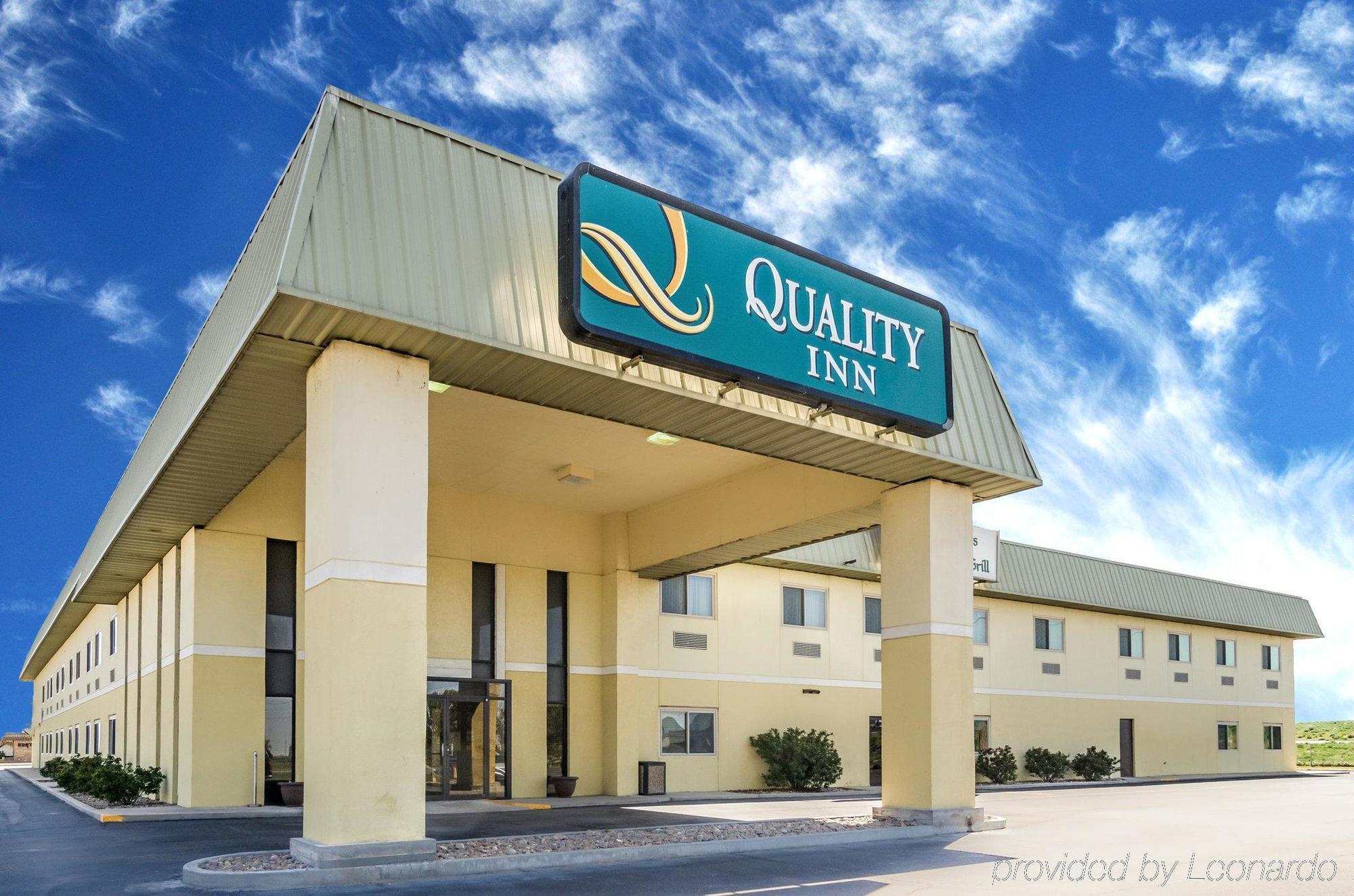 Rodeway Inn South Hutchinson Exterior foto
